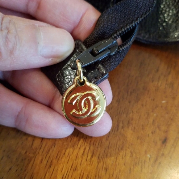 Very Rare! Authentic Chanel Makeup Bag - Picture 3 of 12